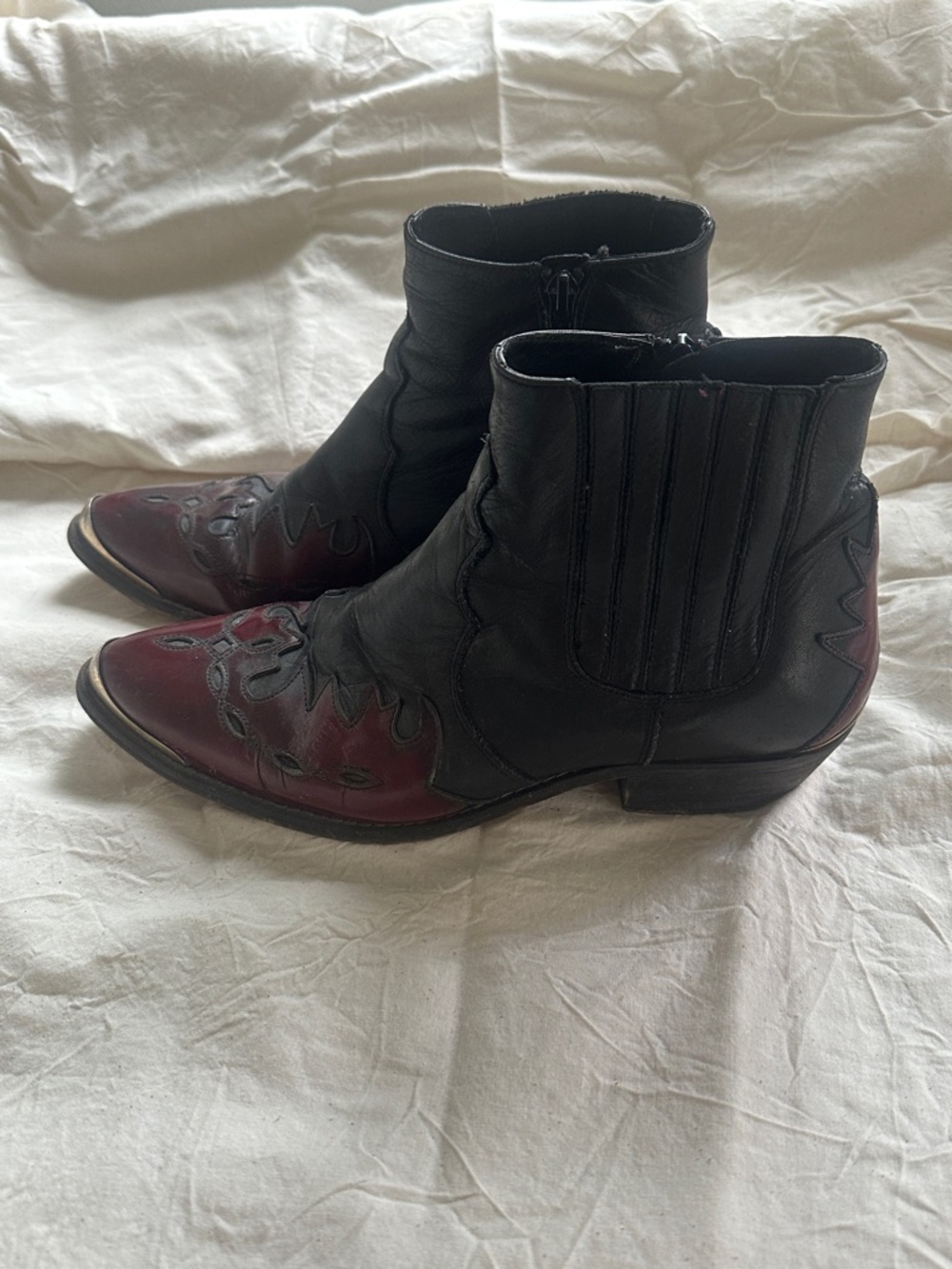 Topshop Black and Burgundy Western Ankle Boots with Metal Toe - Picture 2 of 4